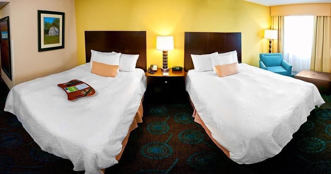 Hampton Inn Кінстон Екстер'єр фото