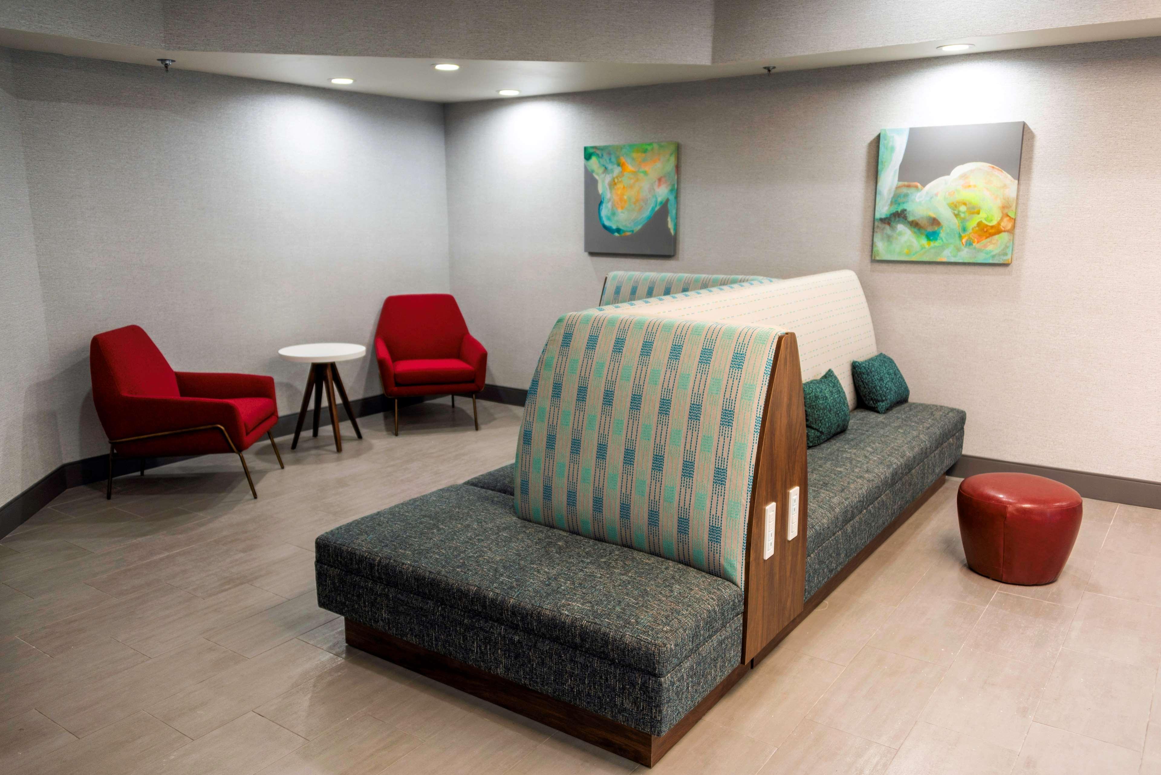 Hampton Inn Кінстон Екстер'єр фото