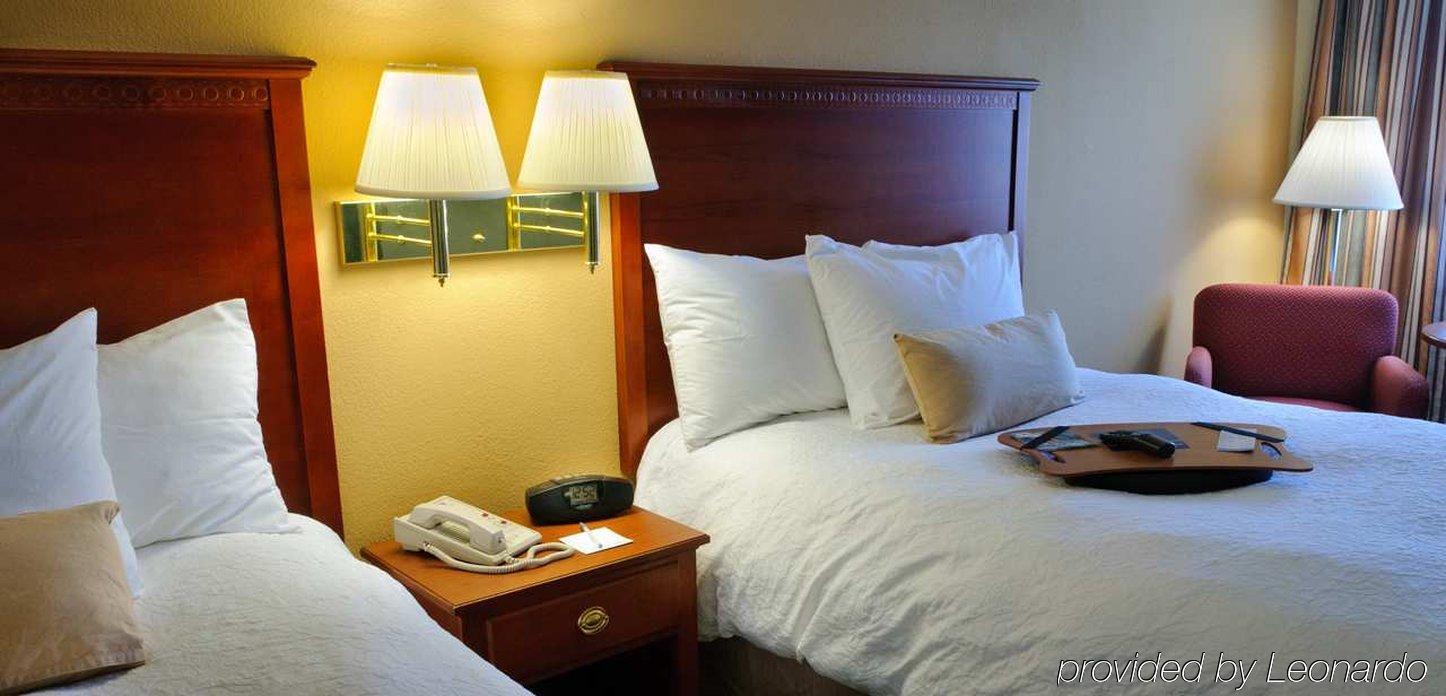 Hampton Inn Кінстон Номер фото